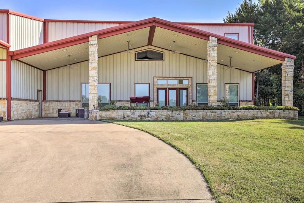 Texas Ranch House With 5 Bedroom And Fish Pond Ντάλλας Εξωτερικό φωτογραφία
